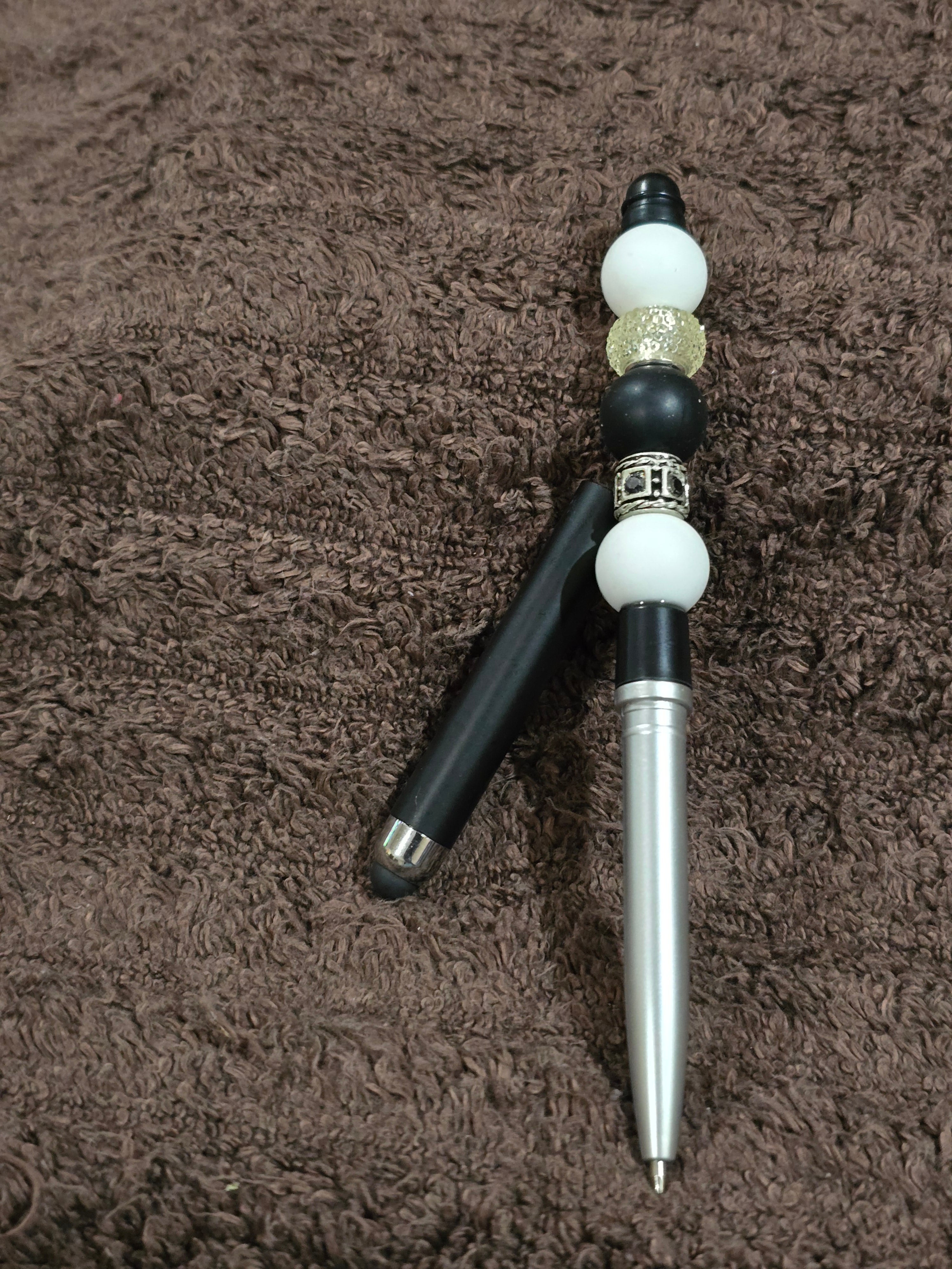 #42 Beaded "Black & White" Stylus/Ink Pen
