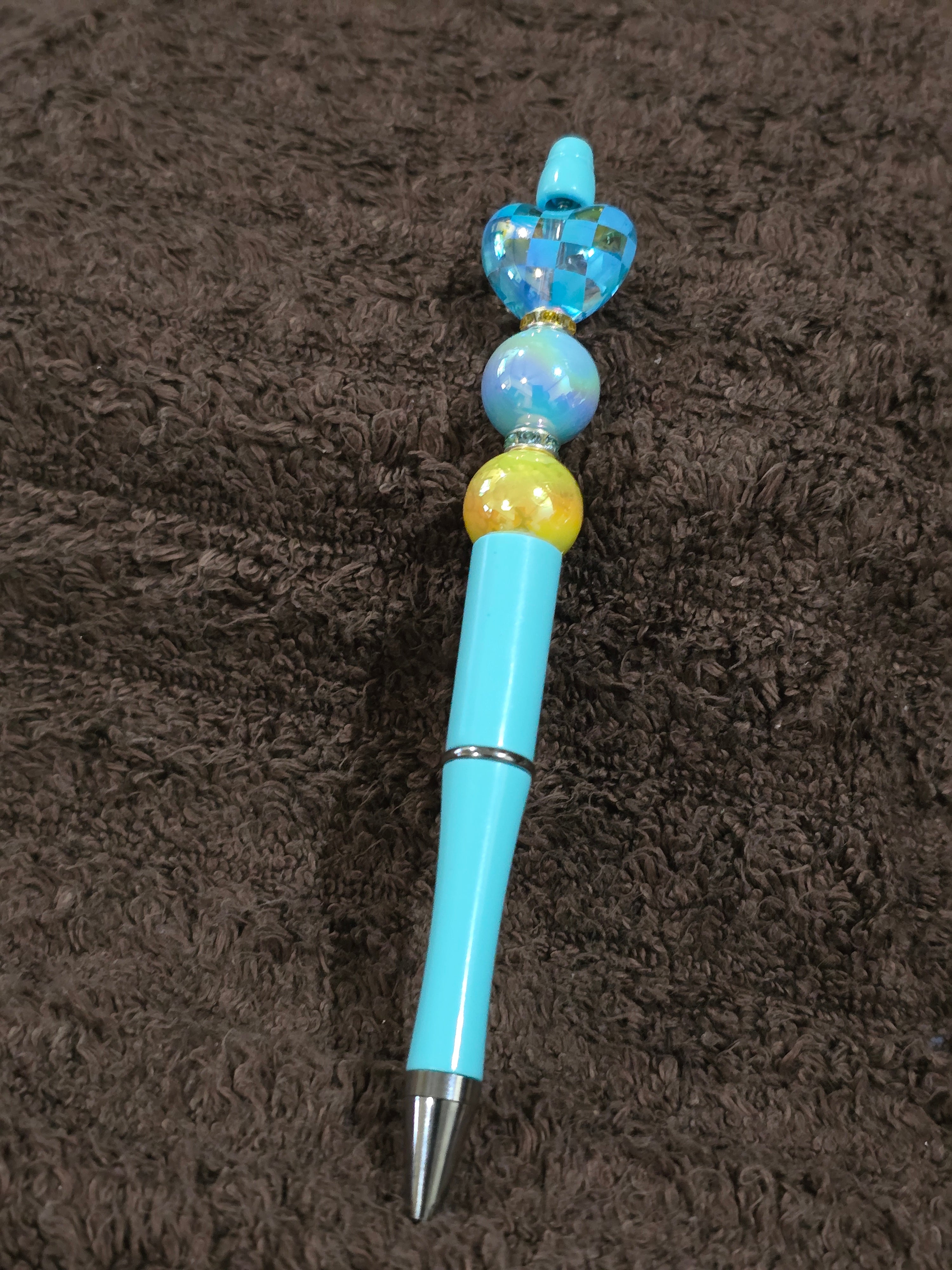 #08 Beaded "Light Blue & Yellow w/Checkered Heart" Ink Pen