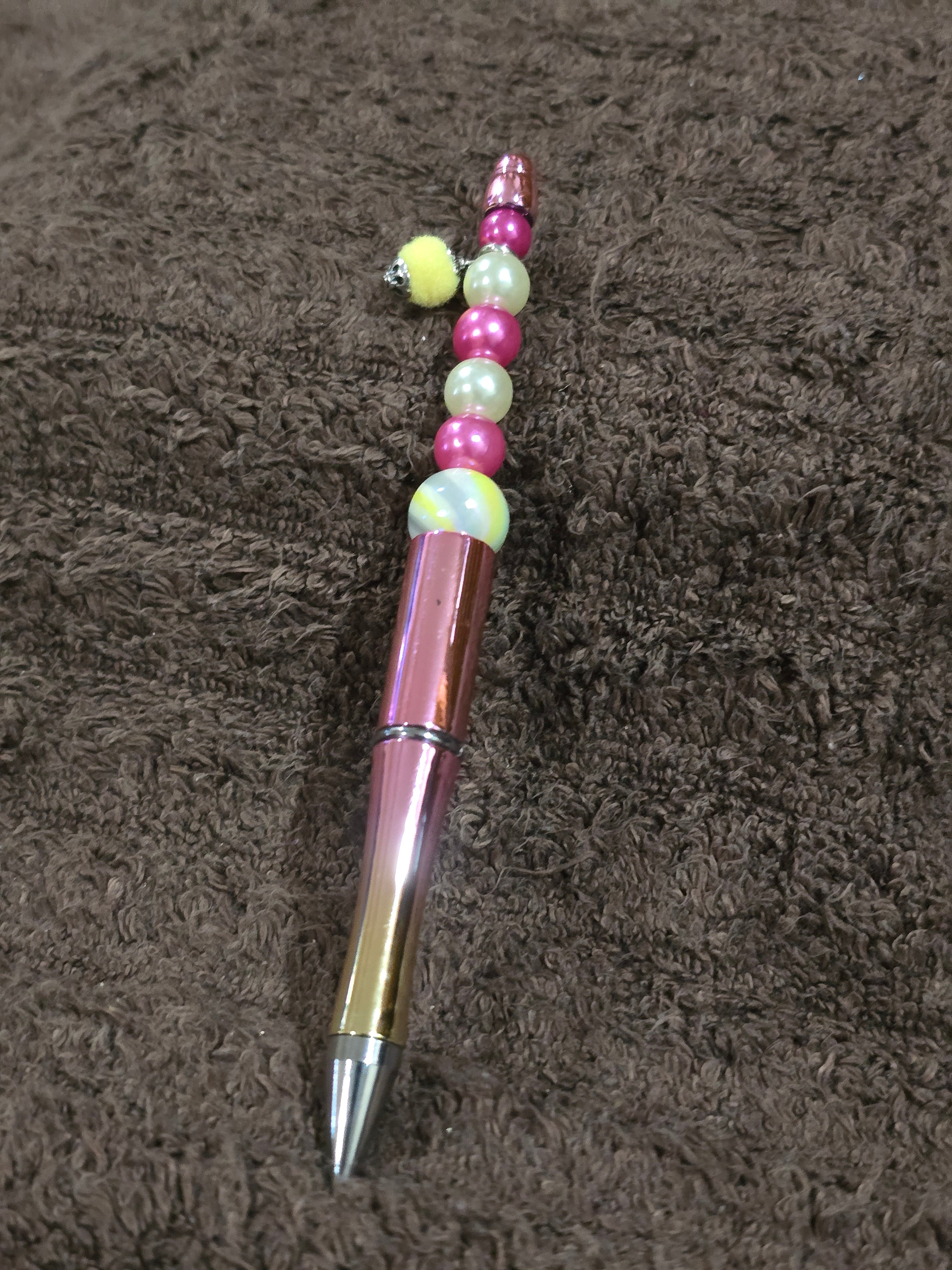 #32 Beaded "Pink & White w/Yellow Ball" Ink Pen