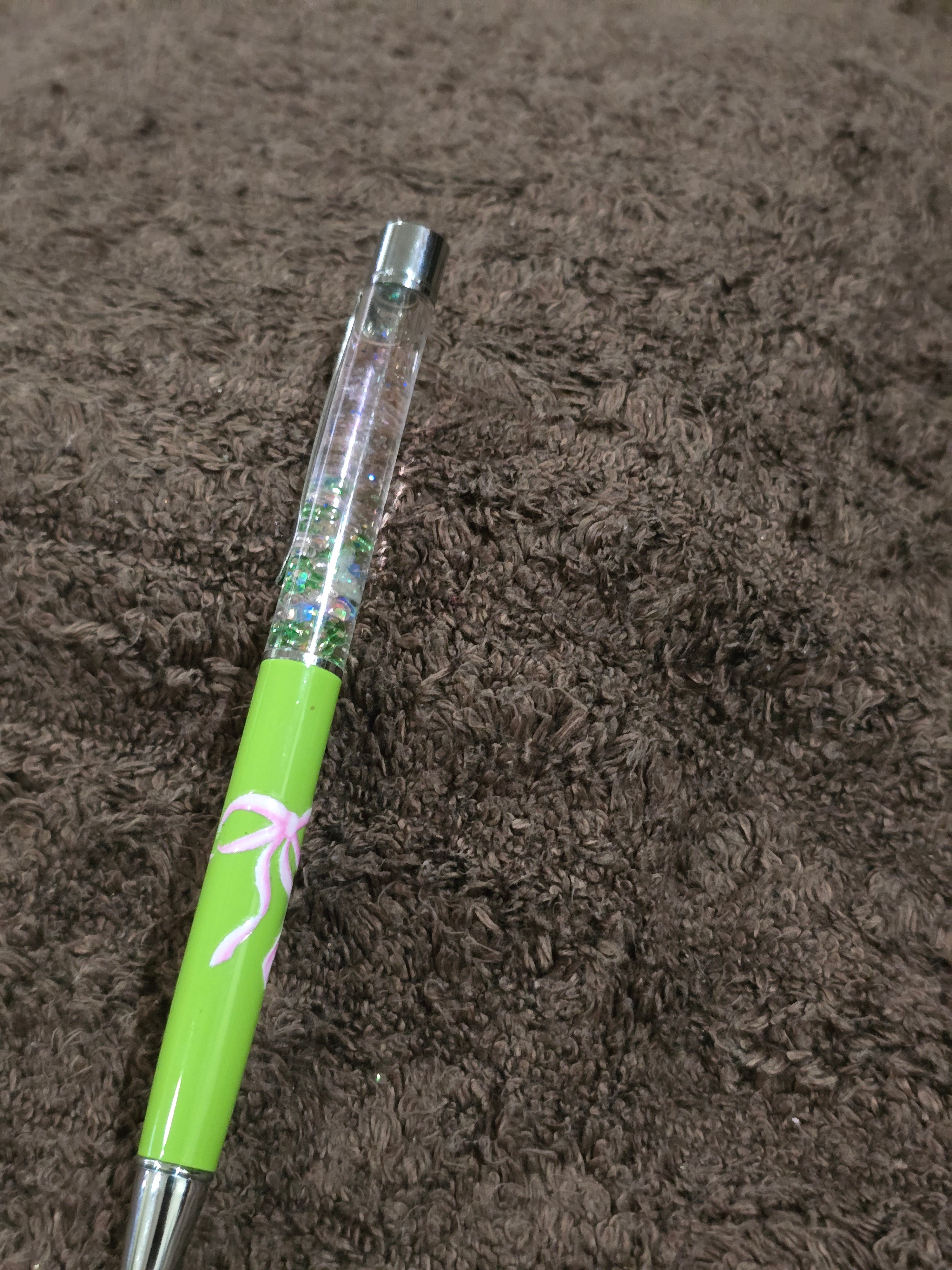#10 "Green & Pink Bow Glitter" Snow Globe Ink Pen