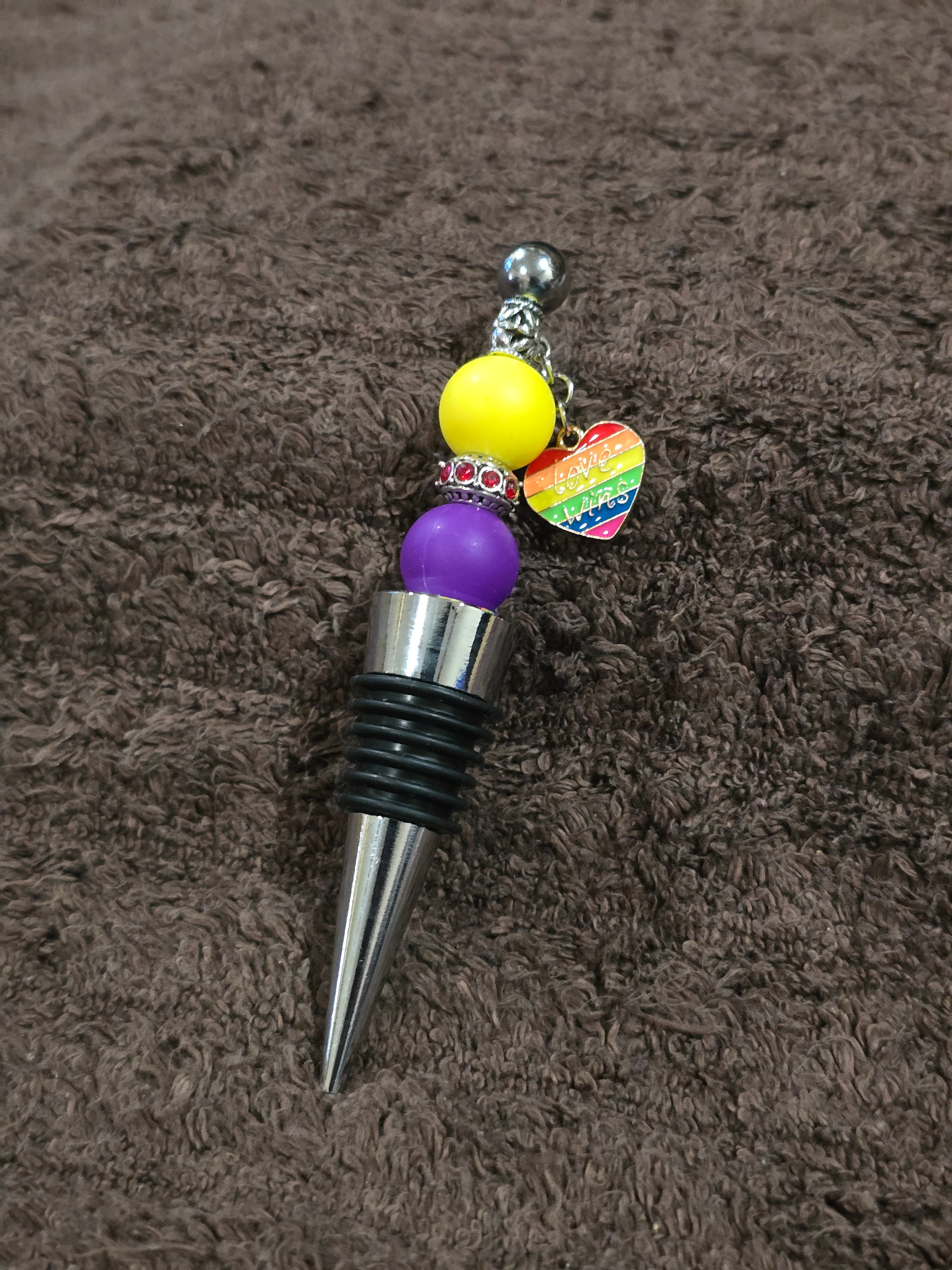 #10 Beaded "Love Wins Pride Heart" Wine Stopper
