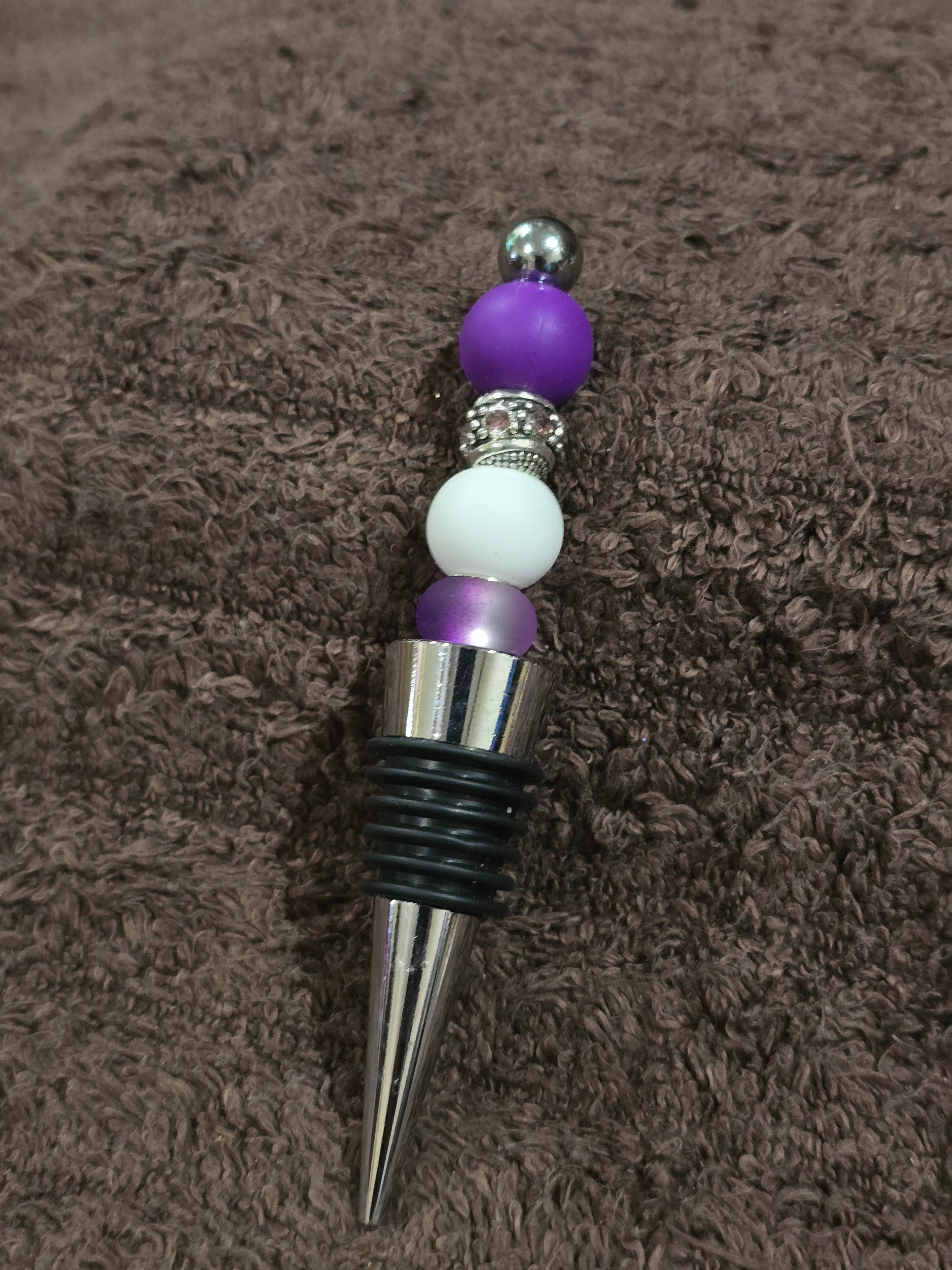 #27 Beaded "Elegant Purple & White Dream" Wine Stopper