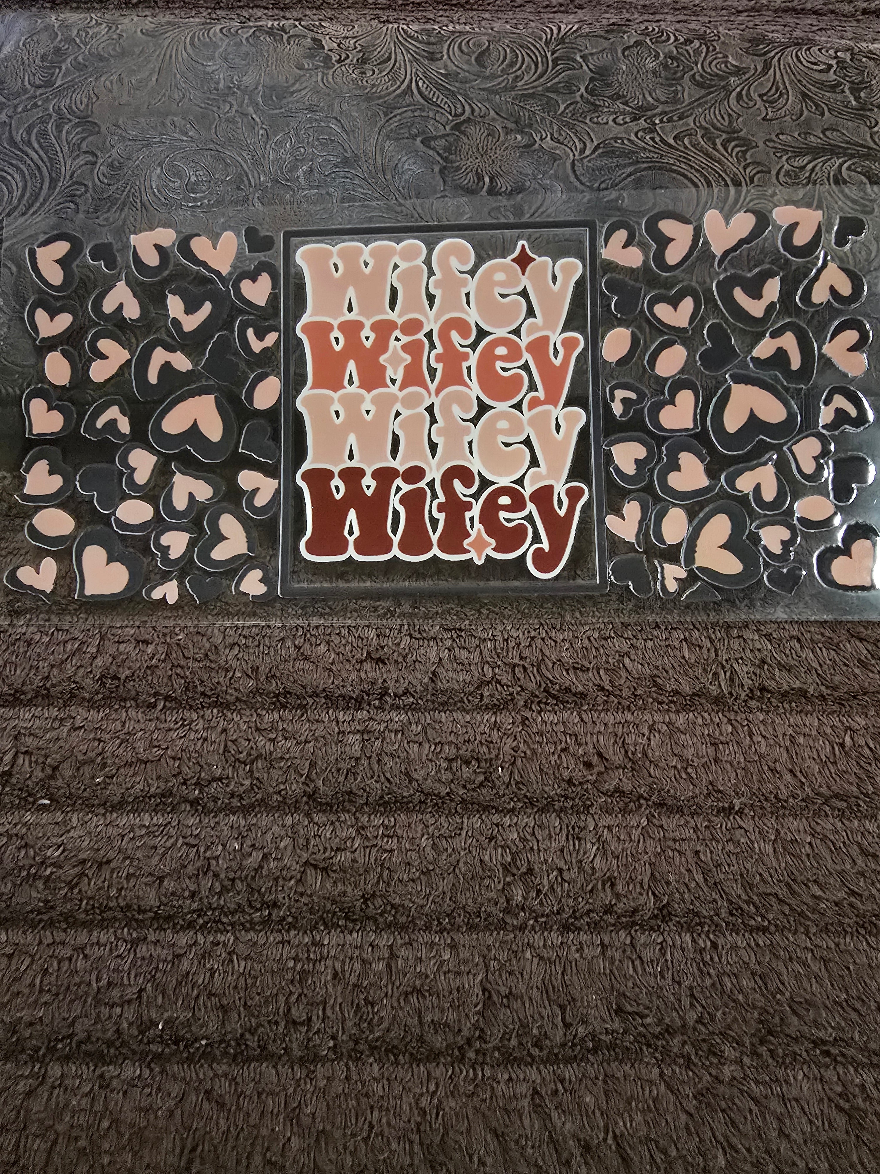 #75 "Wifey Retro Heart" UVDTF Decal