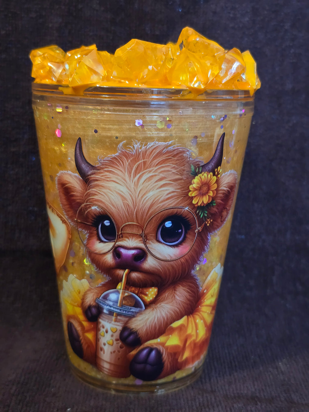 16 oz Acrylic Glow-in-the-Dark – Cute Highland Cow Slushy Snow Globe Tumbler
