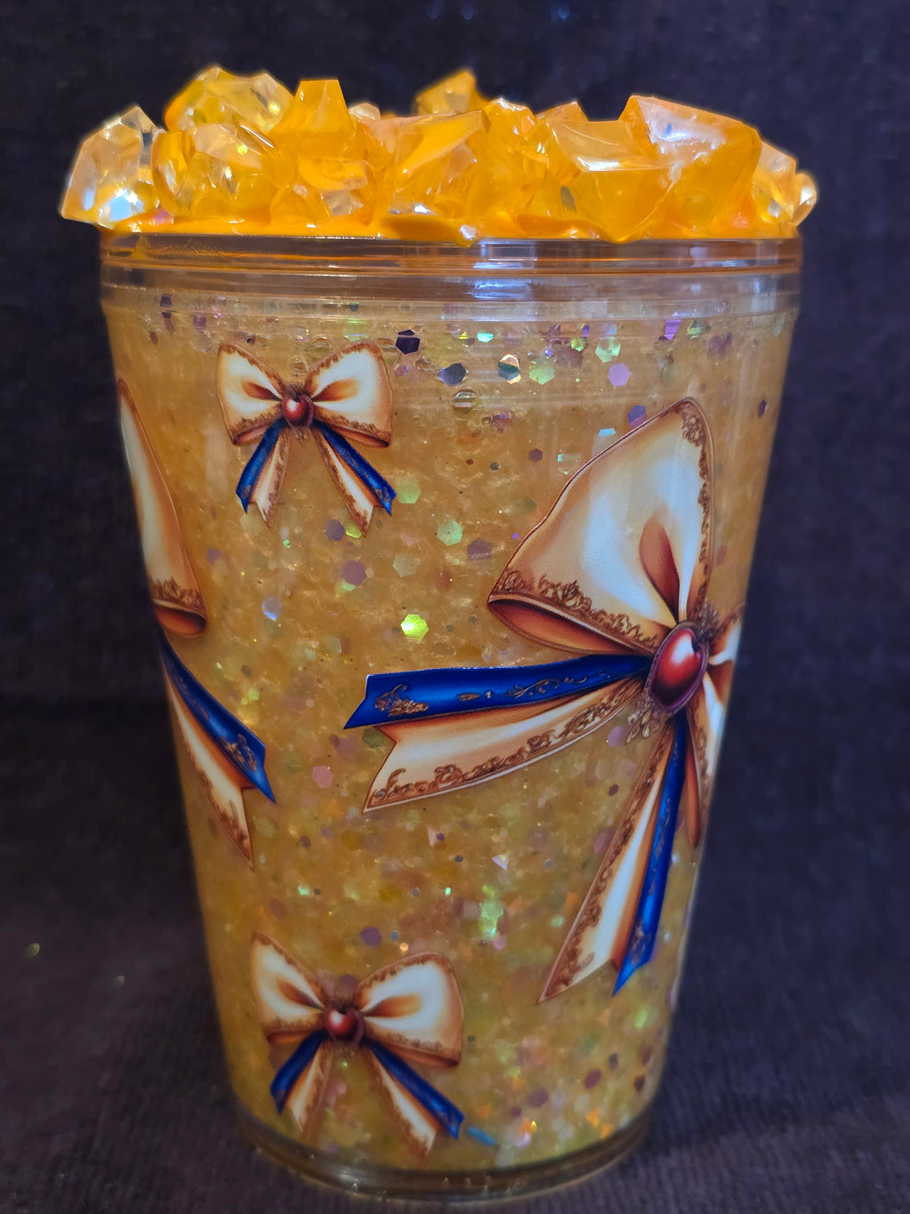 16 oz Acrylic Glow-in-the-Dark – Cute Highland Cow Slushy Snow Globe Tumbler