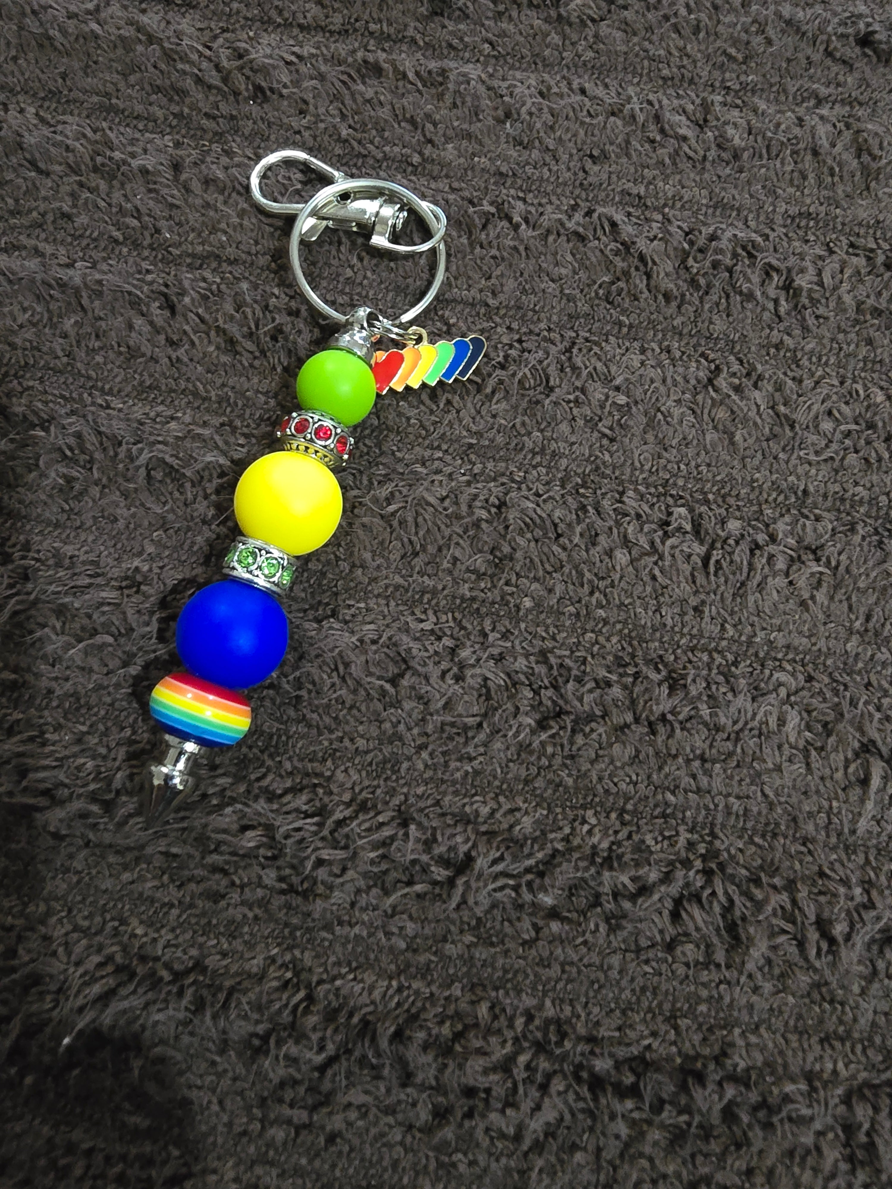 #20 Beaded "Yellow, Green & Navy Hearts" Key Chain