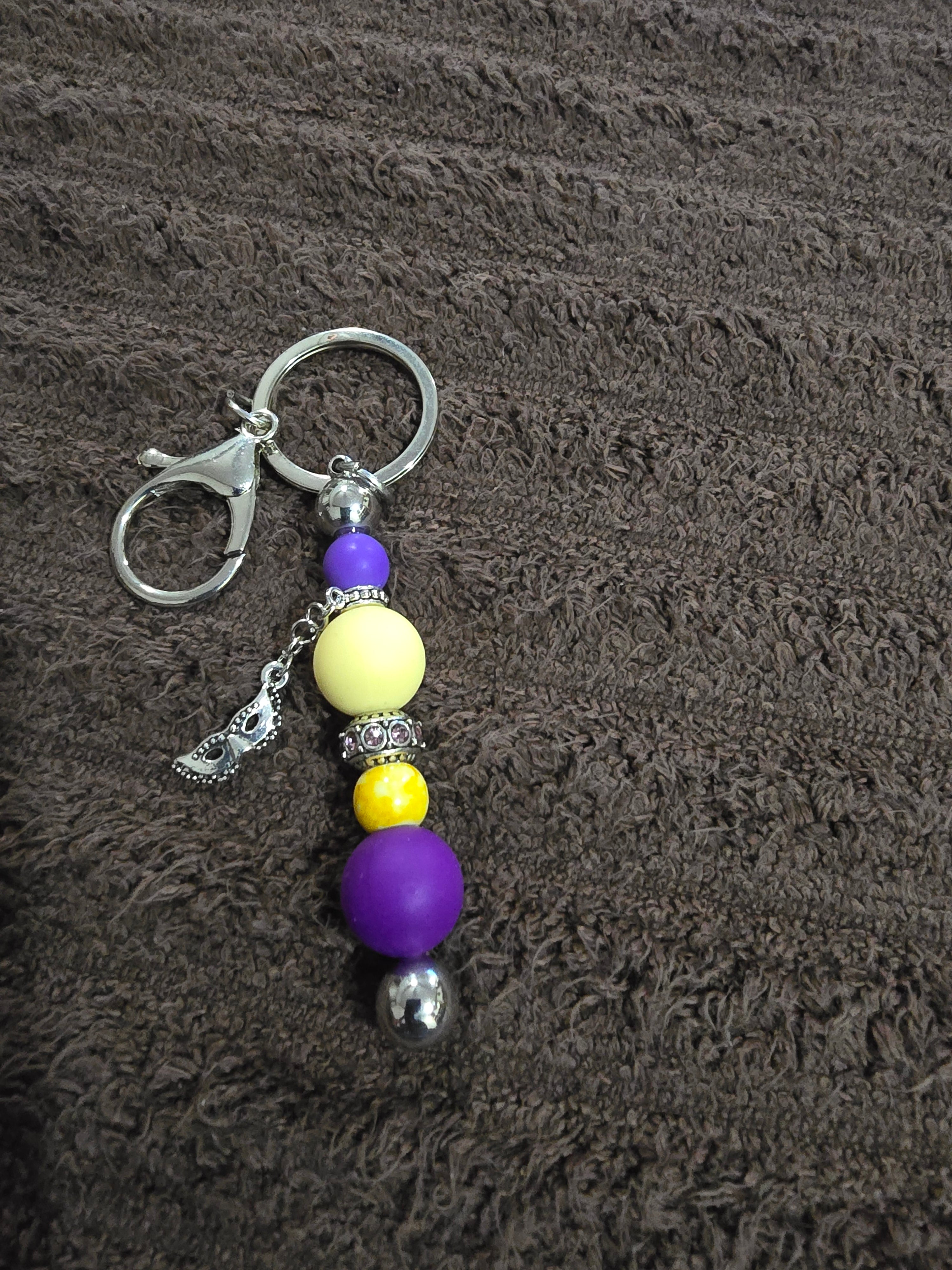 #27 Beaded "Mardi Gras Mask" Key Chain